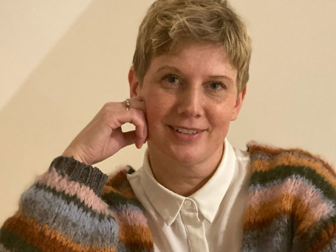 Mette går til behandling for beinmargskreft.