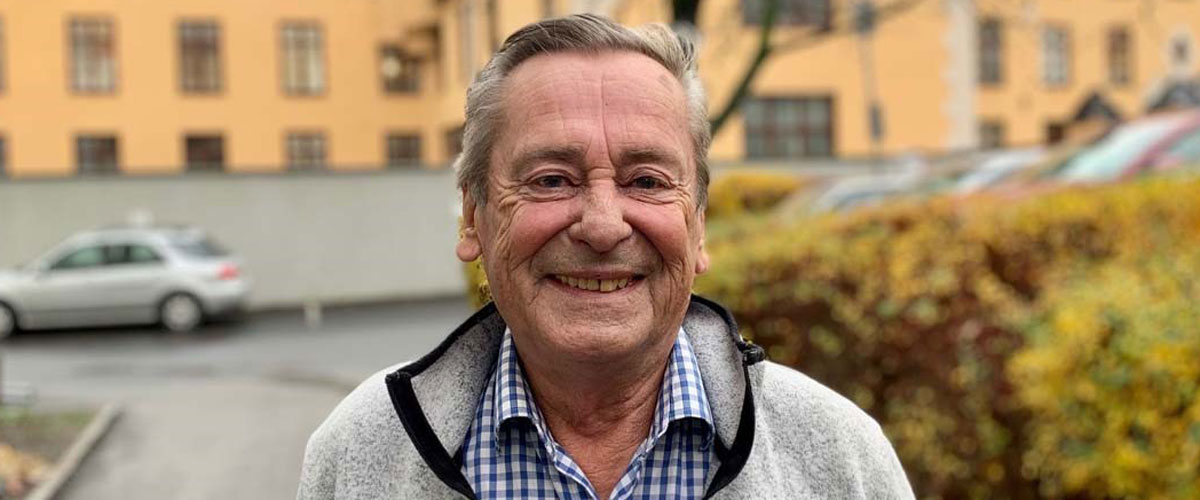 Pasient operert for grå stær på Aleris Øyeklinikk.  